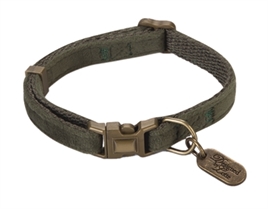 BAASJE - Erkend huiselijk hondenpension - DIERENOPPAS - DESIGNED BY LOTTE - halsband - fluco - kattenhalsbanden - groen